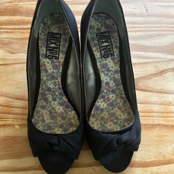 Slightly used wedge black fabric sandals - Picture 7 of 7